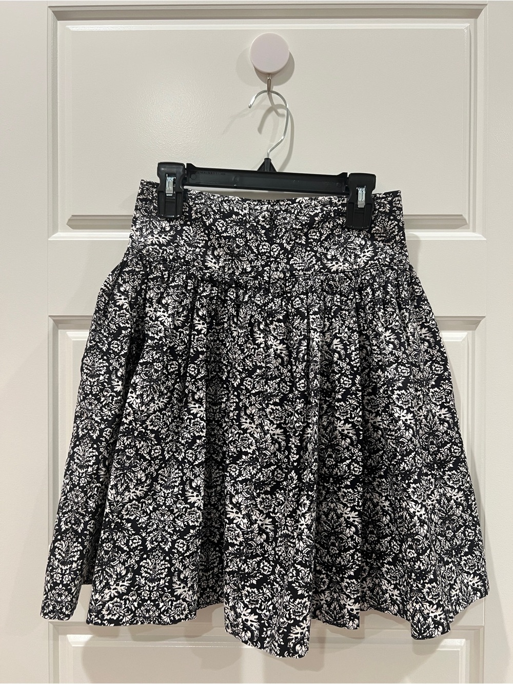 K-Pop Fashion: Black & White Floral A-Line Skirt